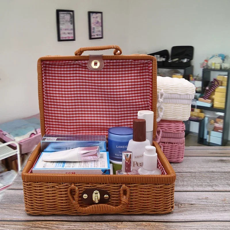 Retro Rattan Picnic Basket – Handmade Wicker Storage Suitcase